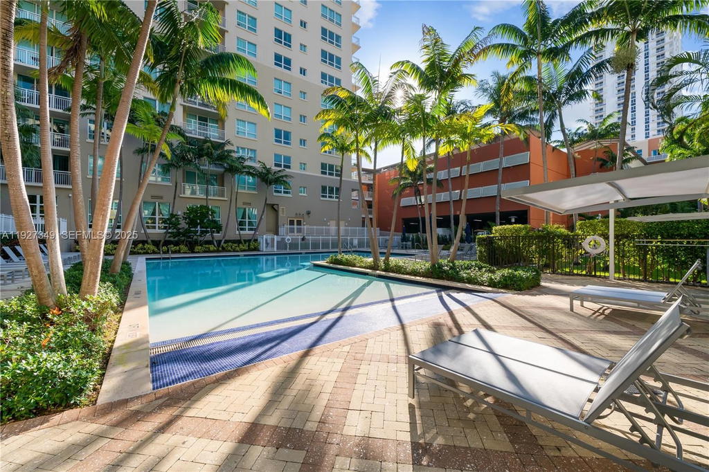 Real estate property located at 2000 Bayshore Dr #1503, Miami-dade, Cite Condo, Miami, FL