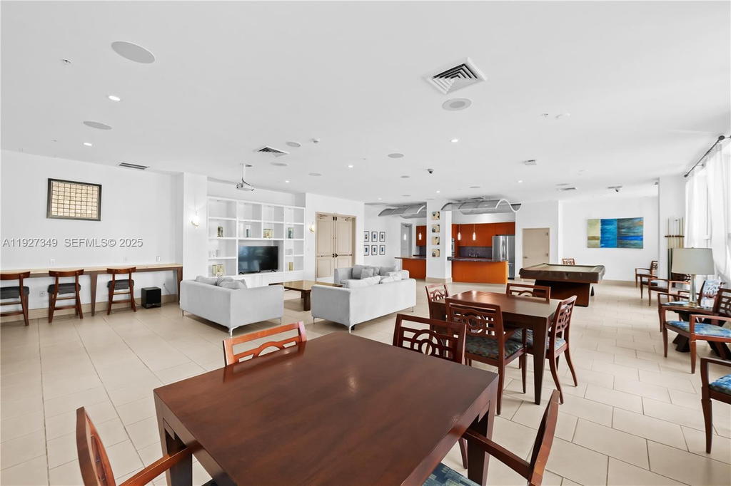 Real estate property located at 2000 Bayshore Dr #1503, Miami-dade, Cite Condo, Miami, FL