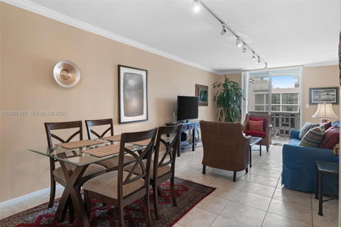 Real estate property located at 1776 James Ave #5B, Miami-dade, Sea Beach Towers Condo, Miami Beach, FL