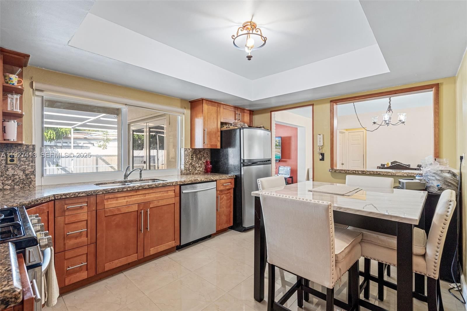 Real estate property located at 7601 Embassy Blvd, Broward, Miramar Park Third Add, Miramar, FL