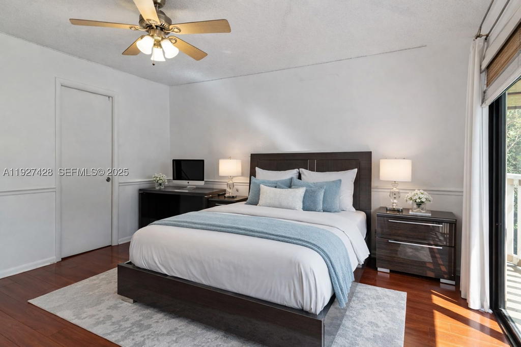Real estate property located at 2305 Saint Andrews Rd #129, Broward, Townhouses Of Emerald Hil, Hollywood, FL