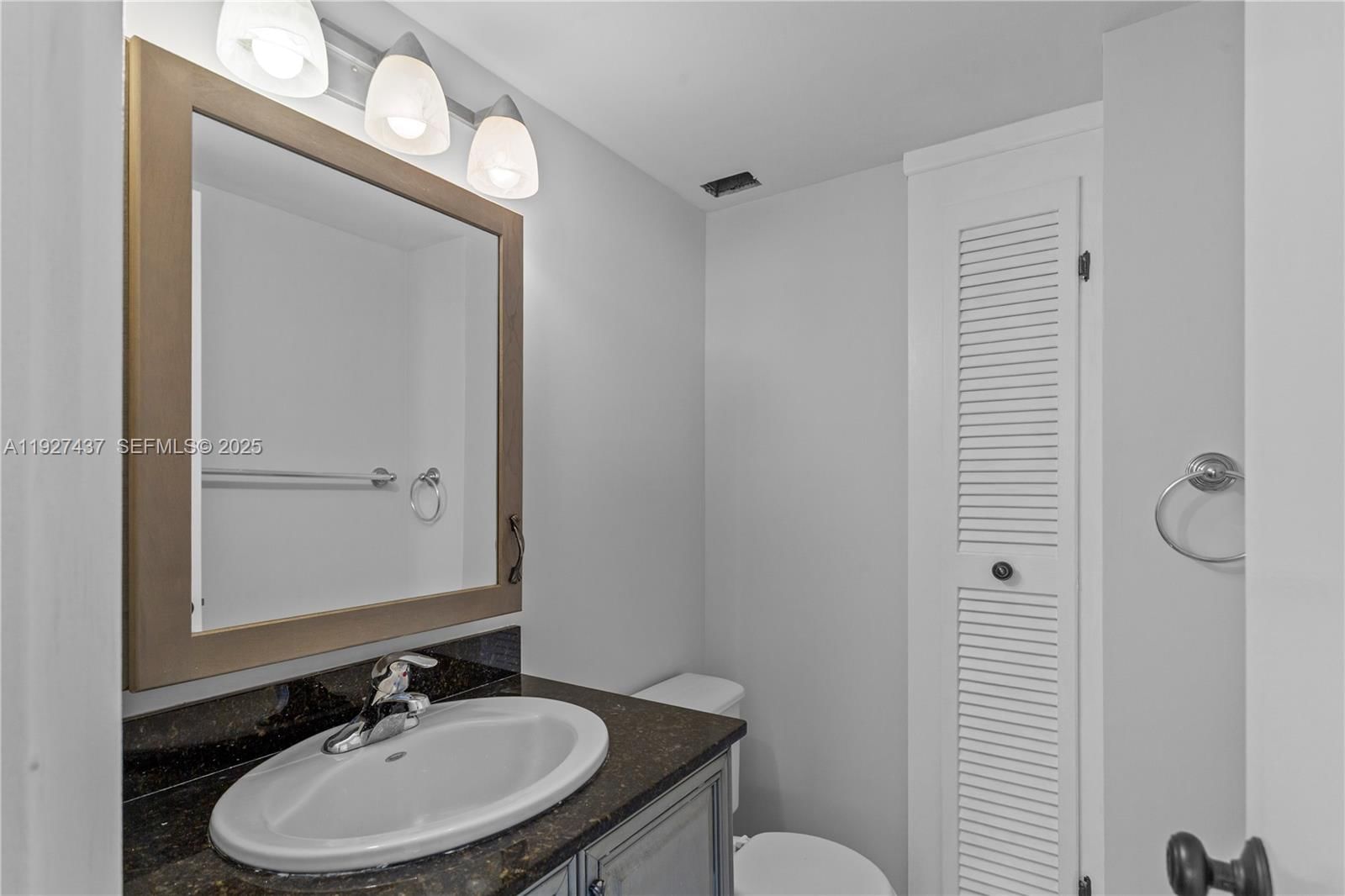 Real estate property located at 9511 Collins Ave #806, Miami-dade, 9500 Oceans Condo, Surfside, FL