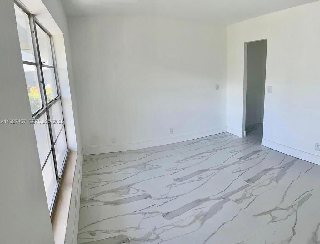 Real estate property located at 1402 80th Ave #107, Broward, Continental Village Condo, Margate, FL