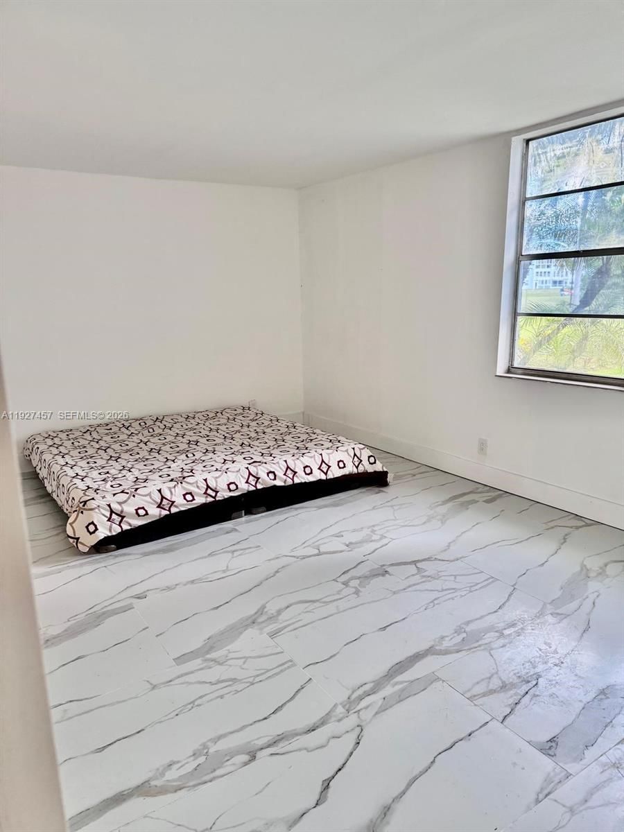 Real estate property located at 1402 80th Ave #107, Broward, Continental Village Condo, Margate, FL