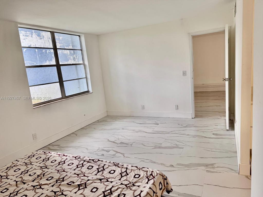 Real estate property located at 1402 80th Ave #107, Broward, Continental Village Condo, Margate, FL