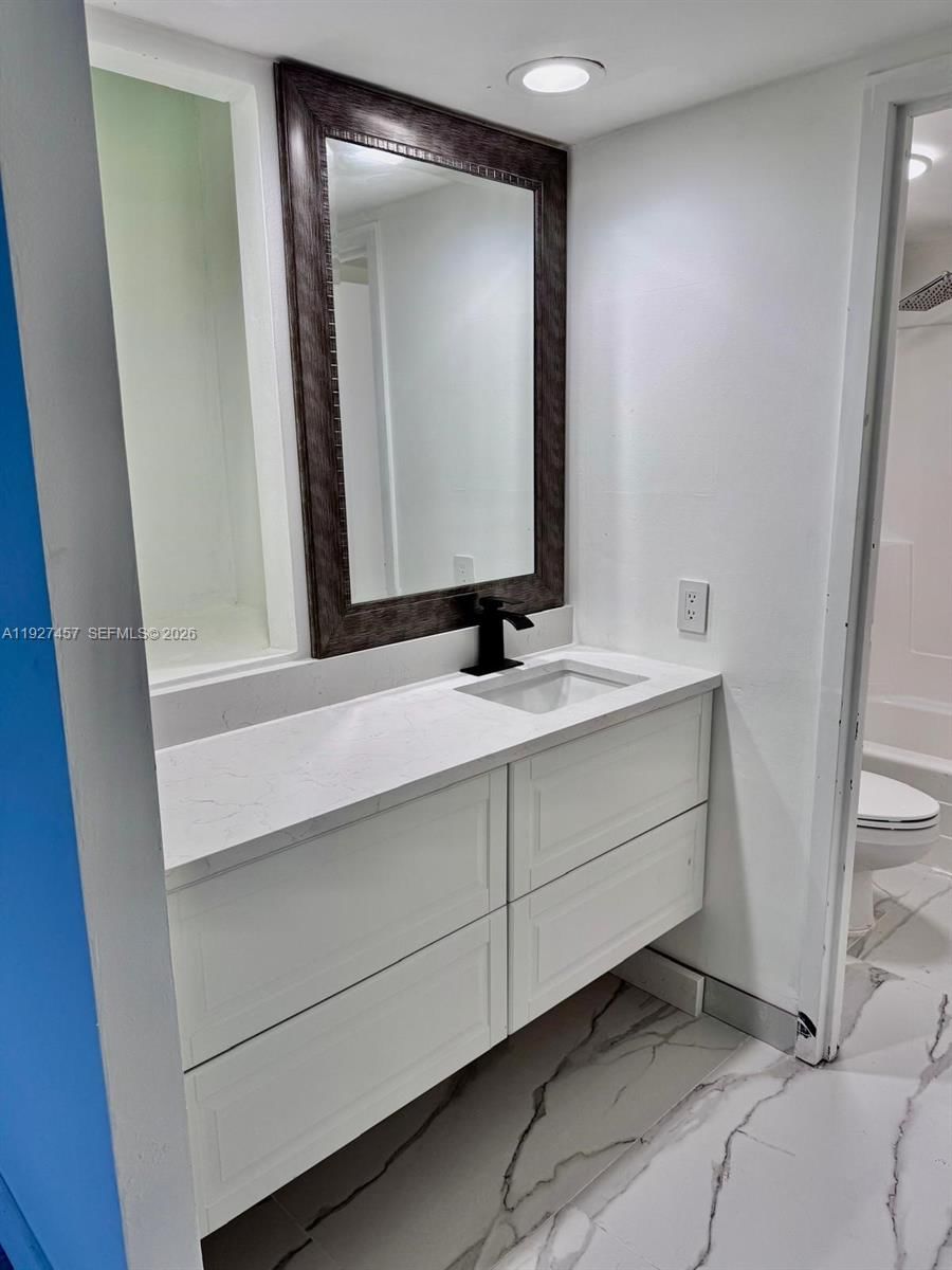 Real estate property located at 1402 80th Ave #107, Broward, Continental Village Condo, Margate, FL