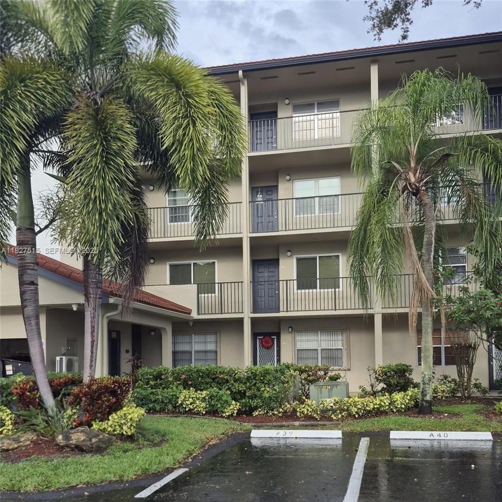 Real estate property located at 901 128th Ter #208A, Broward, Cambridge At Century, Pembroke Pines, FL