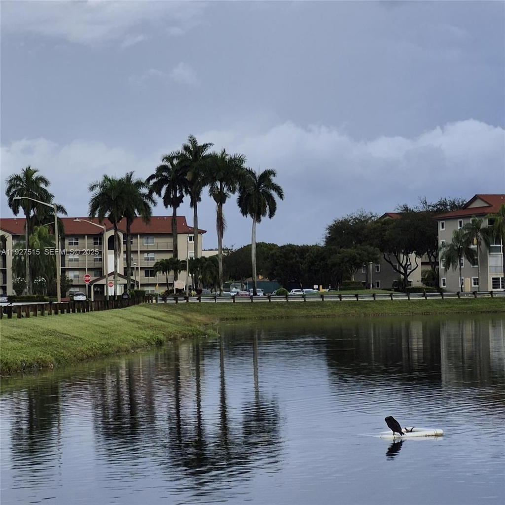 Real estate property located at 901 128th Ter #208A, Broward, Cambridge At Century, Pembroke Pines, FL