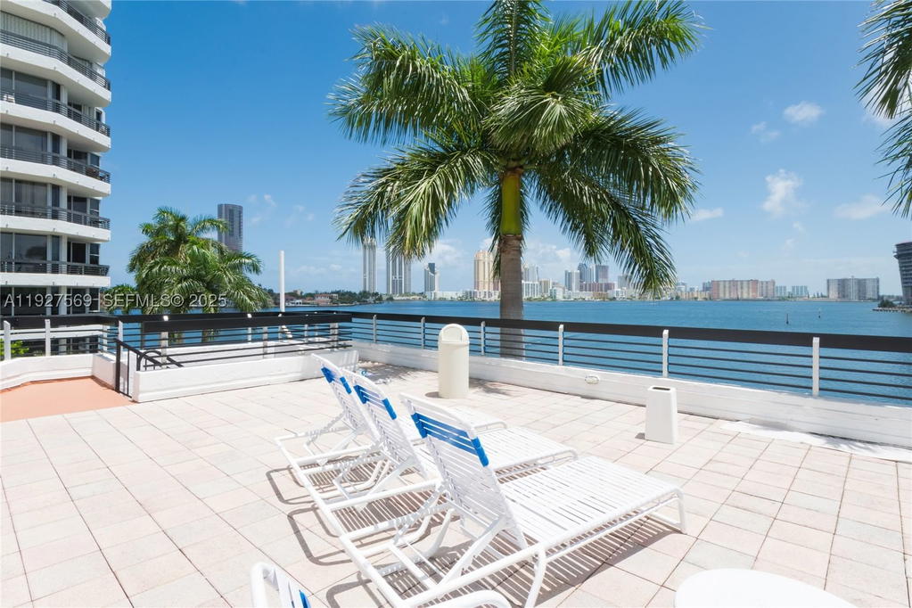 Real estate property located at 3600 Mystic Pointe Dr #311, Miami-dade, Mystic Pointe, Aventura, FL