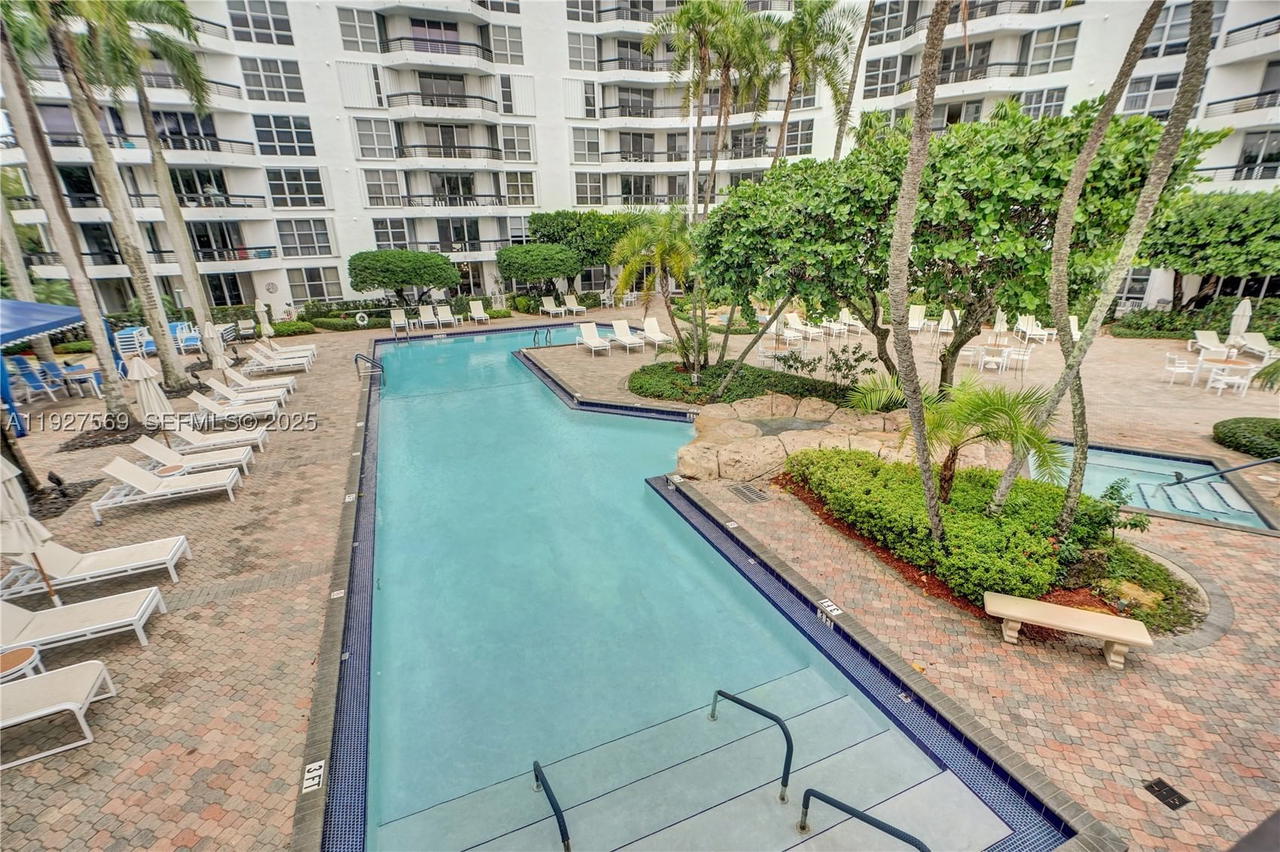 Real estate property located at 3600 Mystic Pointe Dr #311, Miami-dade, Mystic Pointe, Aventura, FL