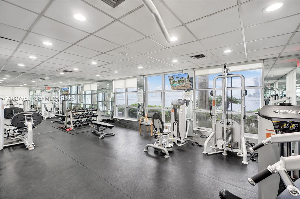 Real estate property located at 3600 Mystic Pointe Dr #311, Miami-dade, Mystic Pointe, Aventura, FL