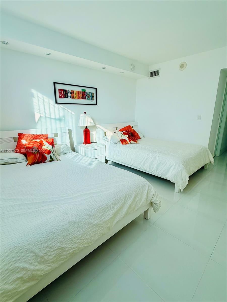 Real estate property located at 19370 Collins Ave #902, Miami-dade, Ocean Reserve Condo, Sunny Isles Beach, FL