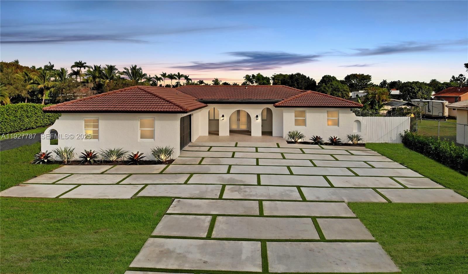 Real estate property located at 3801 132nd Ave, Miami-dade, J G Heads Farms Unit A, Miami, FL