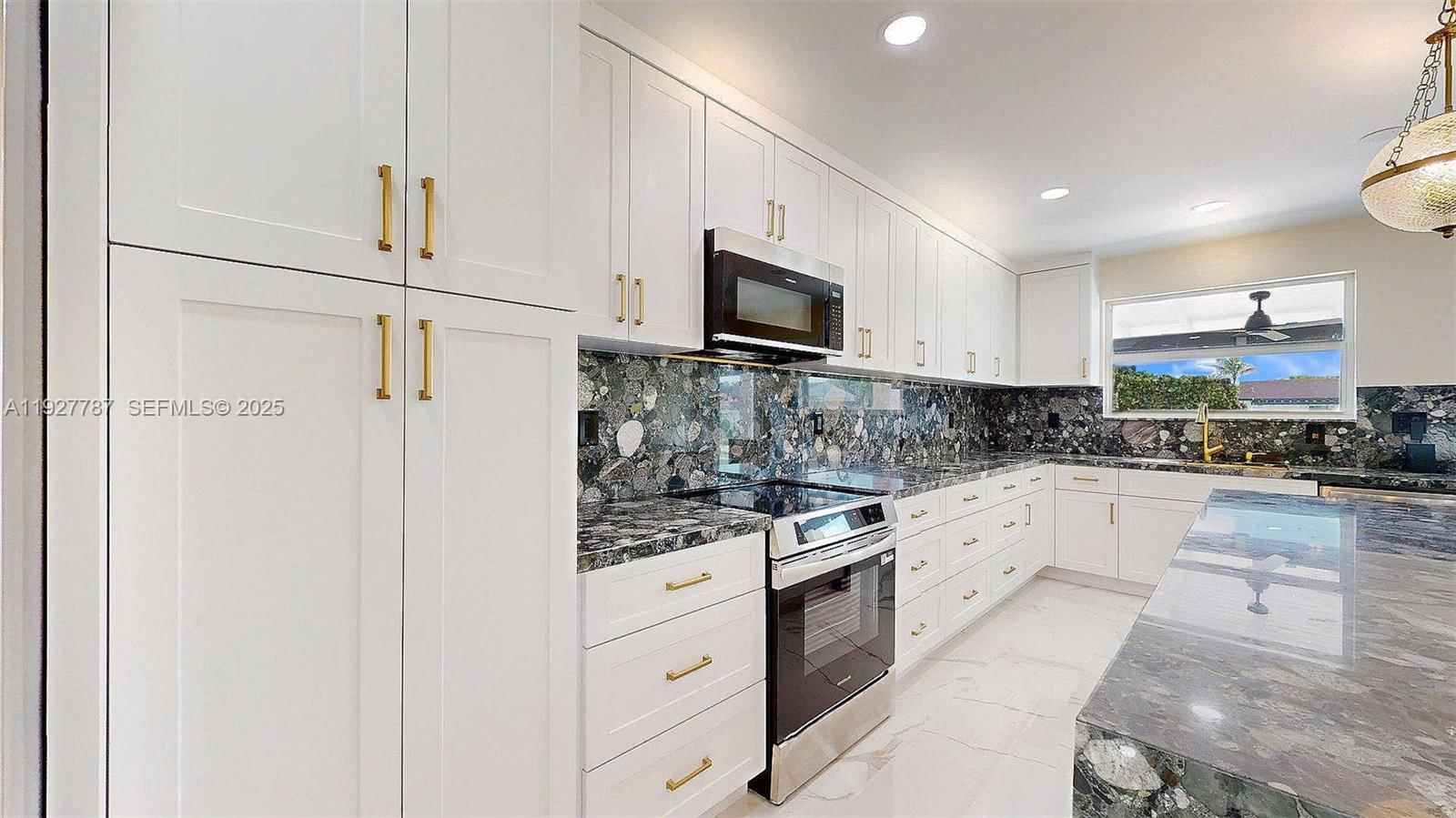Real estate property located at 3801 132nd Ave, Miami-dade, J G Heads Farms Unit A, Miami, FL
