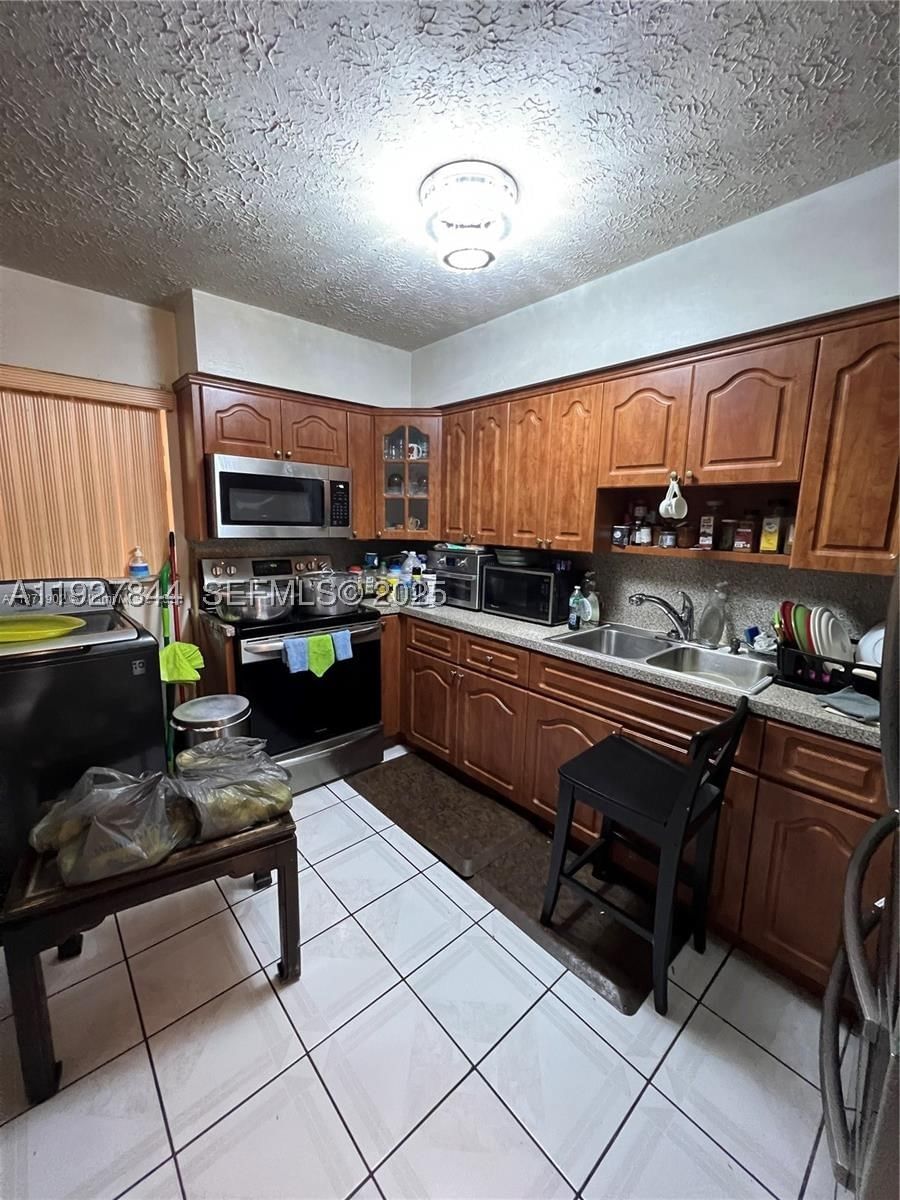 Real estate property located at 1581 117 ST, Miami-dade, Biscayne Shores Unit 4, Miami, FL