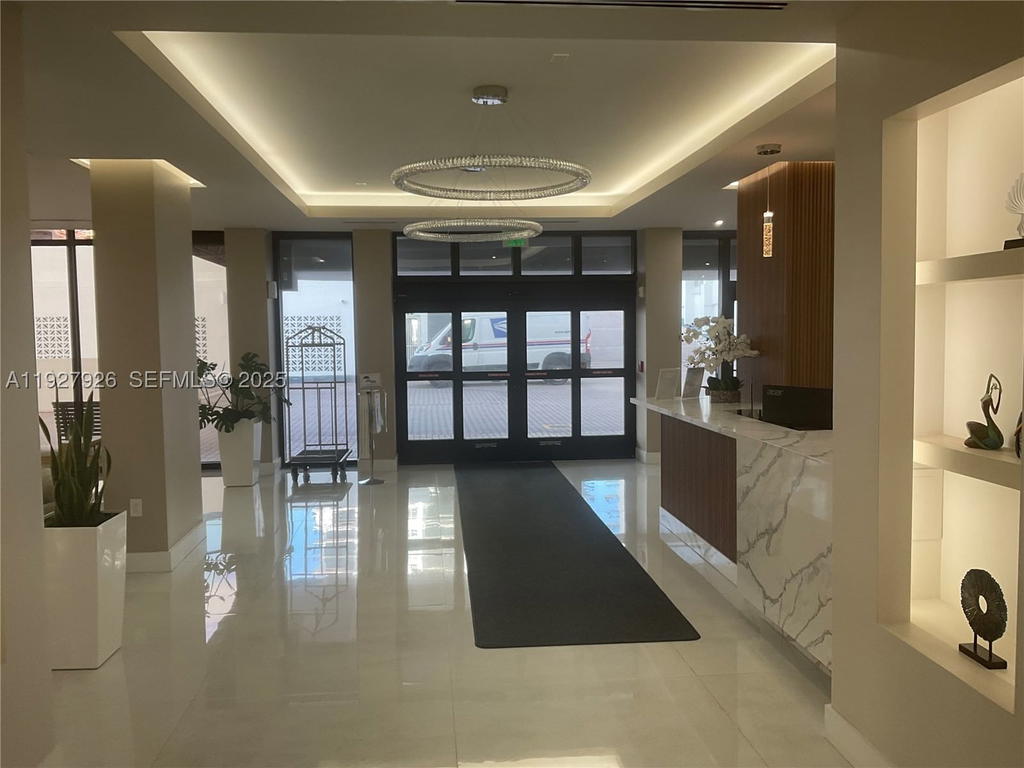 Real estate property located at 2401 Ocean Dr #1007, Broward, Britannia At Quadomain Co, Hollywood, FL