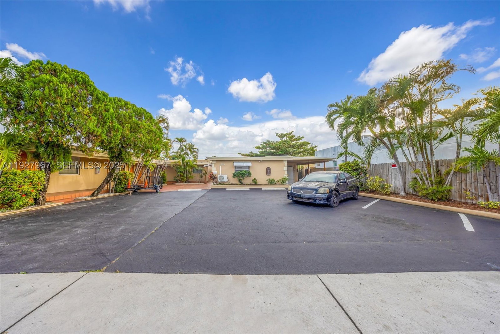 Real estate property located at 6124 Pembroke Rd, Broward, Welwyn Manor, Miramar, FL