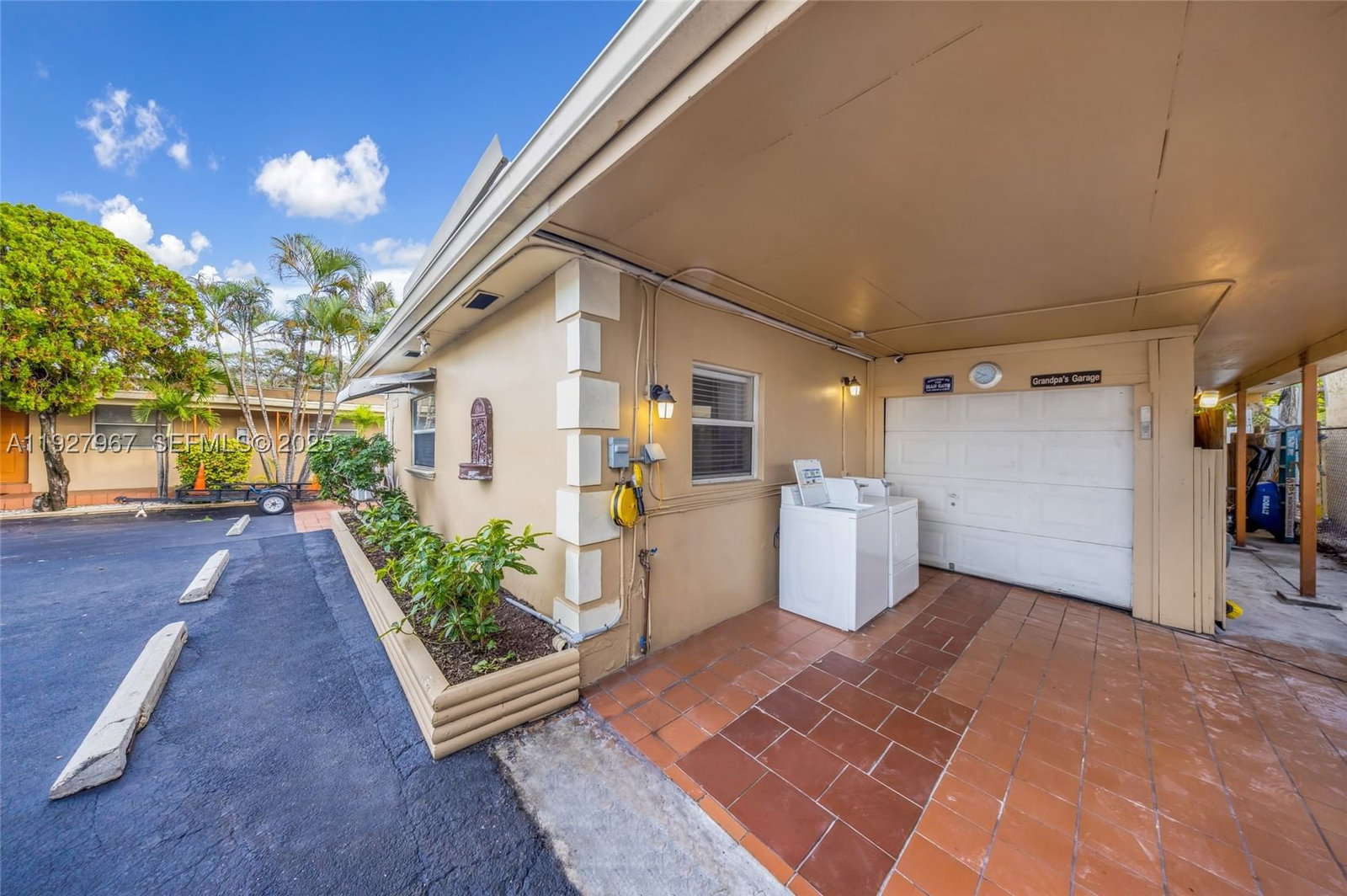 Real estate property located at 6124 Pembroke Rd, Broward, Welwyn Manor, Miramar, FL