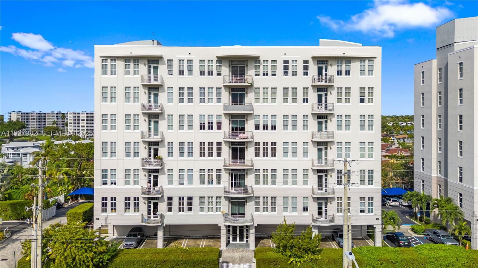 Real estate property located at 1789 Miami Gardens Dr W403, Miami-dade, Skylofts Condo, Miami, FL
