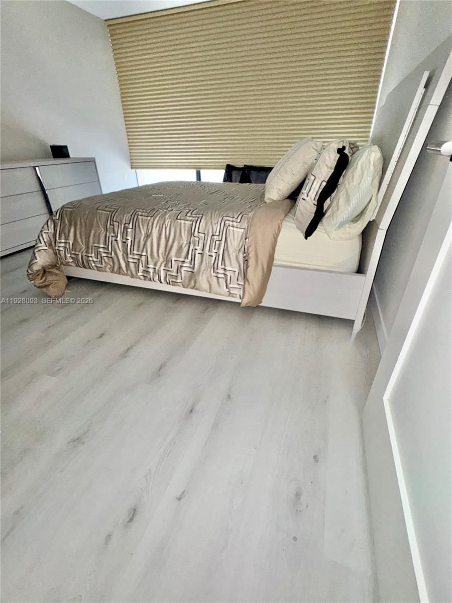 Real estate property located at 600 36th St #720, Miami-dade, Charter Club Condo, Miami, FL