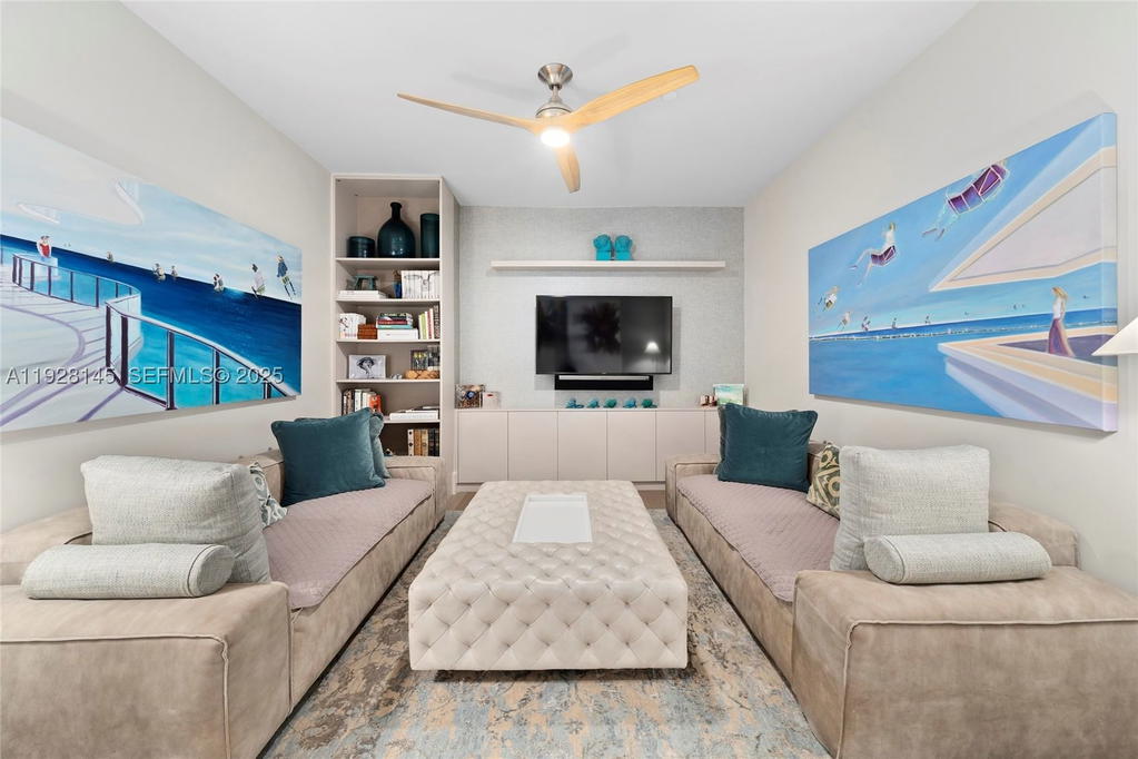 Real estate property located at 3581 Glencoe St #403, Miami-dade, The Fairchild Coconut Grov, Miami, FL
