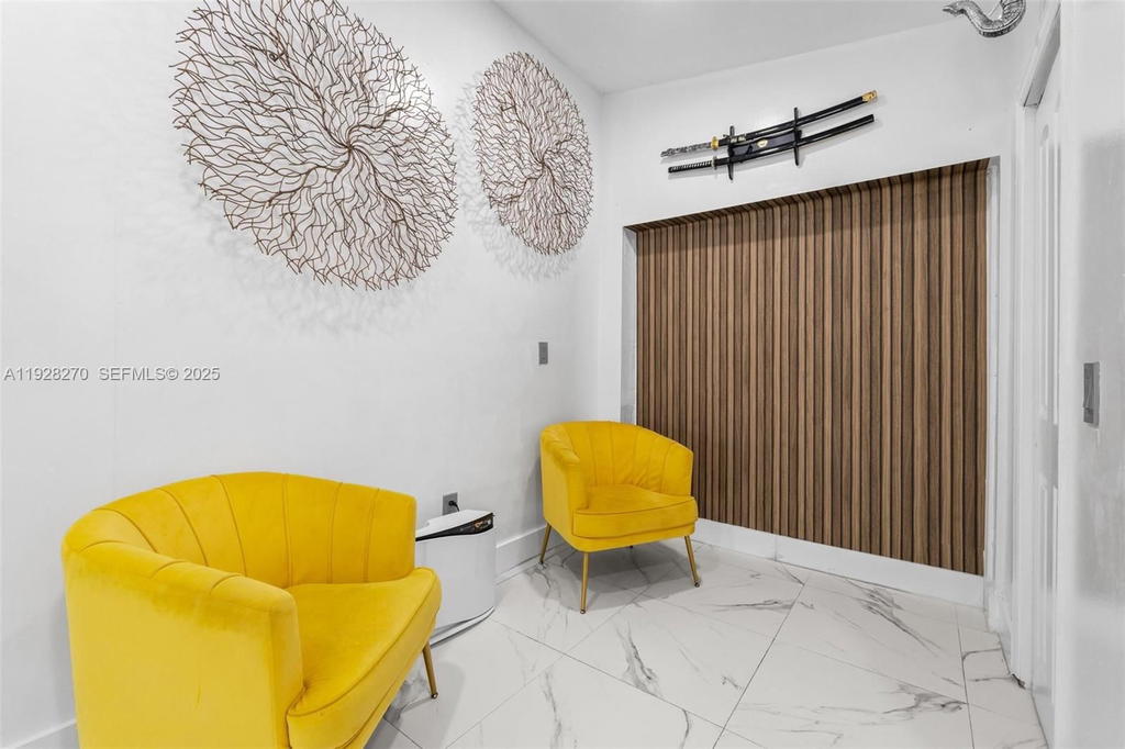 Real estate property located at 8822 112th Ter, Miami-dade, London Estates 1st Addn, Hialeah Gardens, FL
