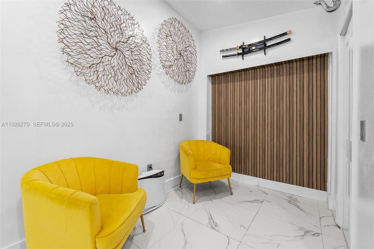 Real estate property located at 8822 112th Ter, Miami-dade, London Estates 1st Addn, Hialeah Gardens, FL
