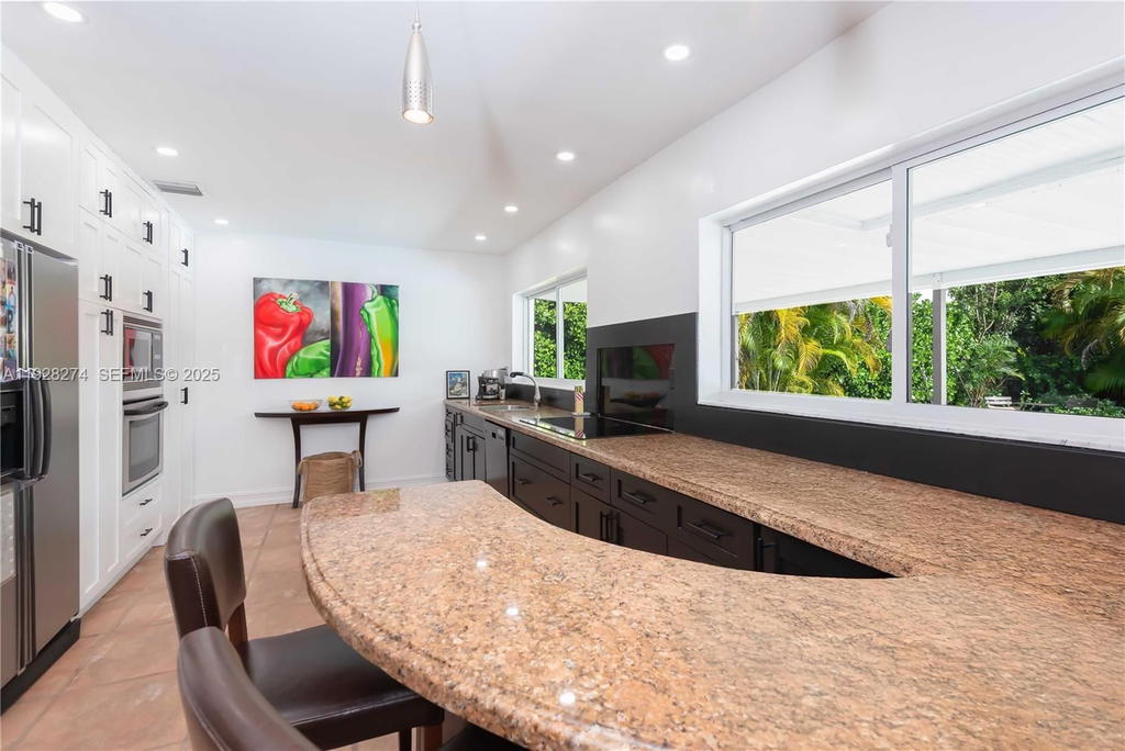 Real estate property located at 10511 122nd Ct, Miami-dade, Devon Aire Estates Sec 1, Miami, FL