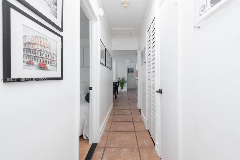 Real estate property located at 10511 122nd Ct, Miami-dade, Devon Aire Estates Sec 1, Miami, FL
