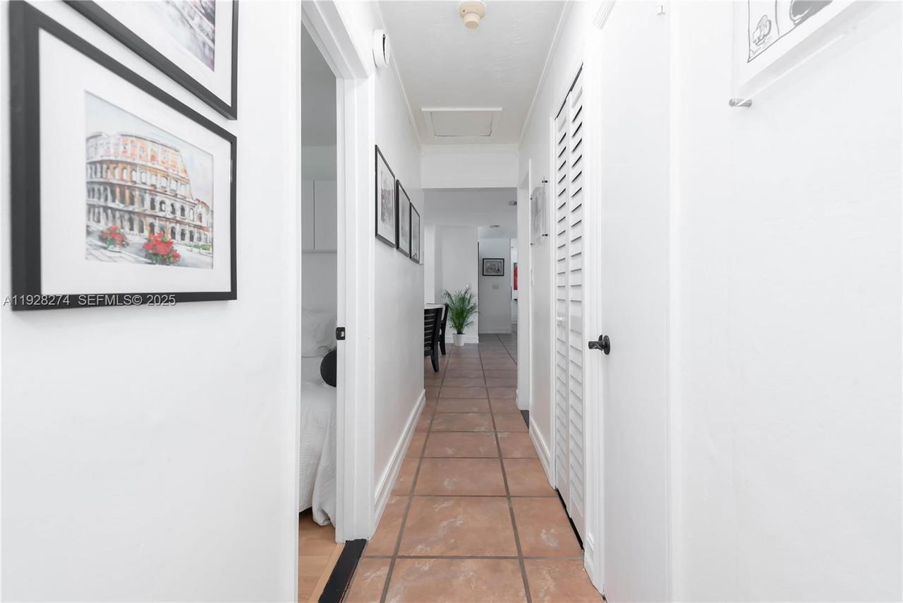 Real estate property located at 10511 122nd Ct, Miami-dade, Devon Aire Estates Sec 1, Miami, FL