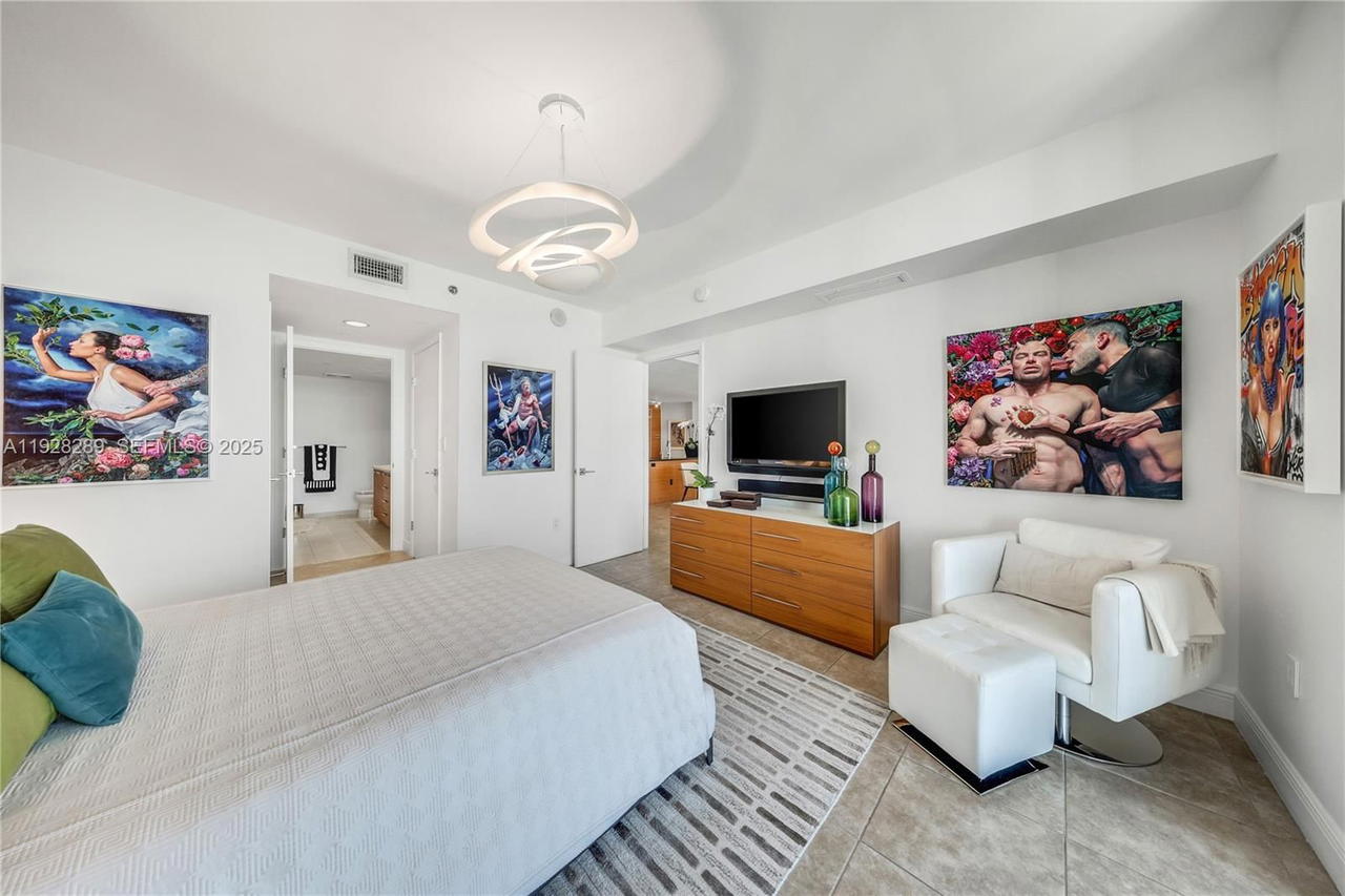 Real estate property located at 50 Biscayne Blvd #3311, Miami-dade, 50 Biscayne Condo, Miami, FL