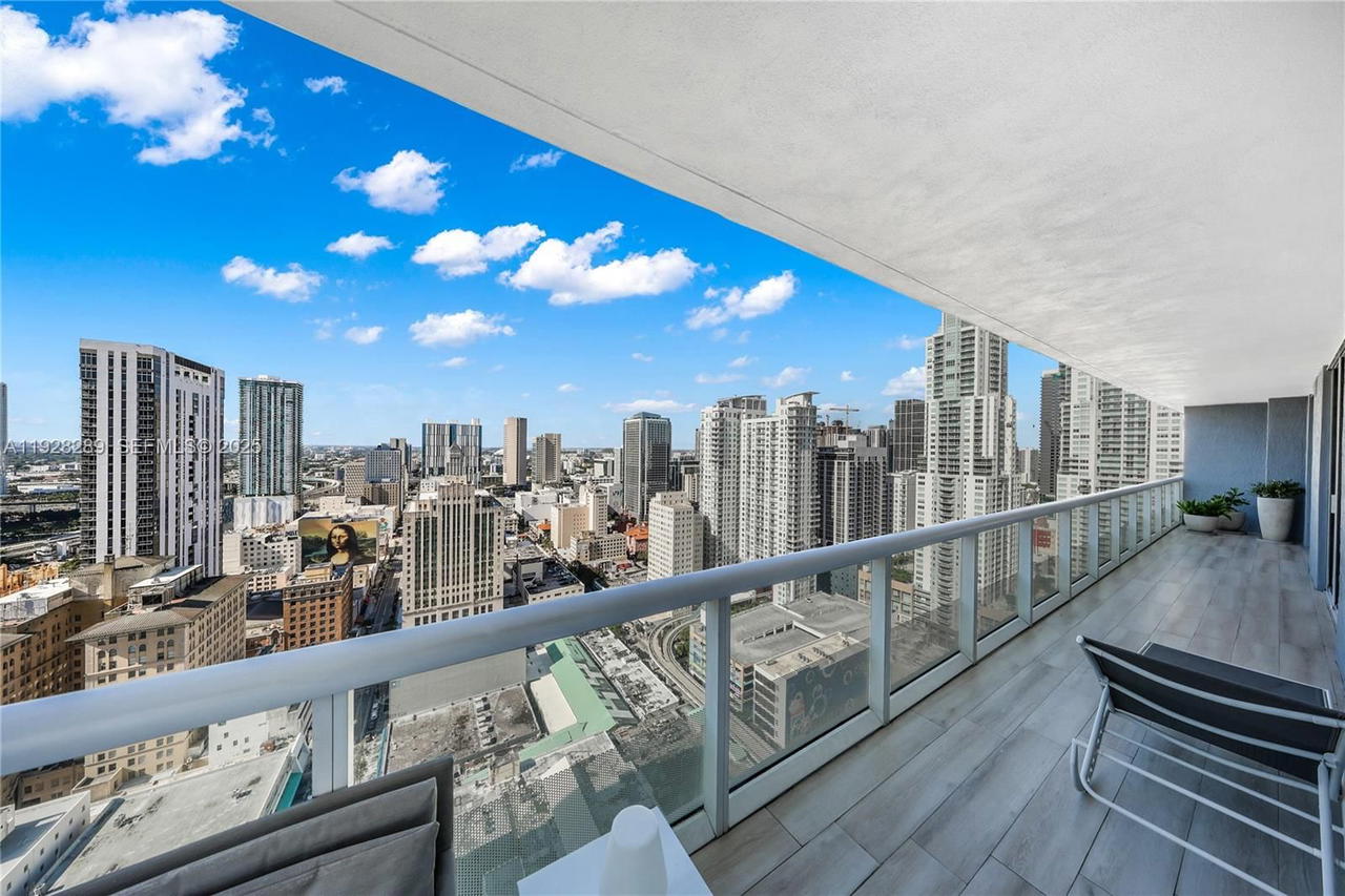 Real estate property located at 50 Biscayne Blvd #3311, Miami-dade, 50 Biscayne Condo, Miami, FL