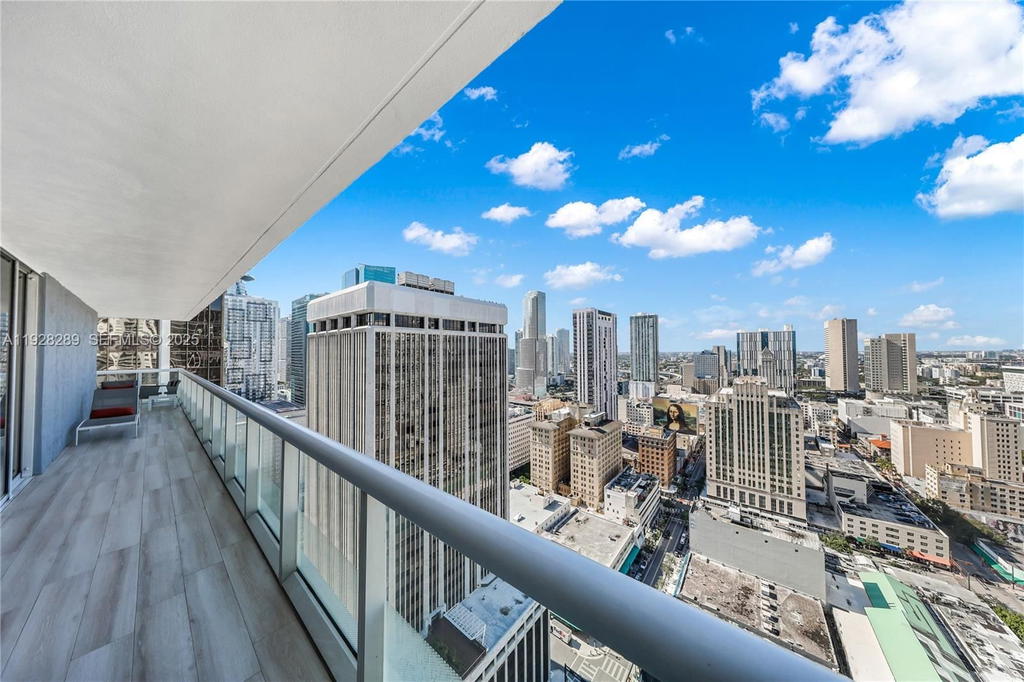 Real estate property located at 50 Biscayne Blvd #3311, Miami-dade, 50 Biscayne Condo, Miami, FL