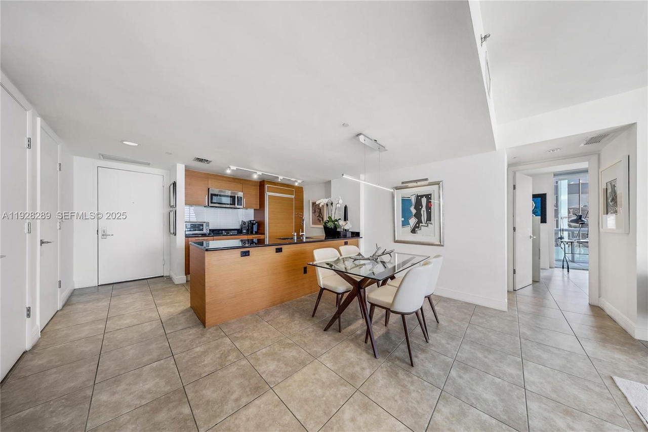 Real estate property located at 50 Biscayne Blvd #3311, Miami-dade, 50 Biscayne Condo, Miami, FL