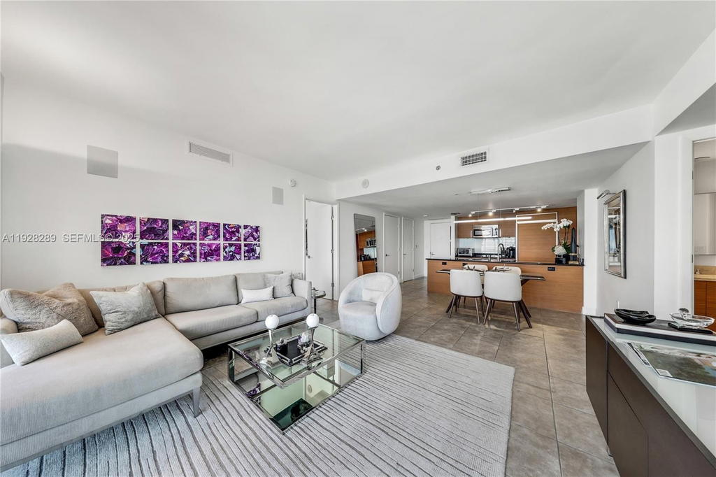 Real estate property located at 50 Biscayne Blvd #3311, Miami-dade, 50 Biscayne Condo, Miami, FL
