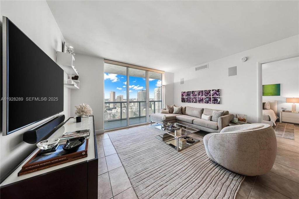 Real estate property located at 50 Biscayne Blvd #3311, Miami-dade, 50 Biscayne Condo, Miami, FL