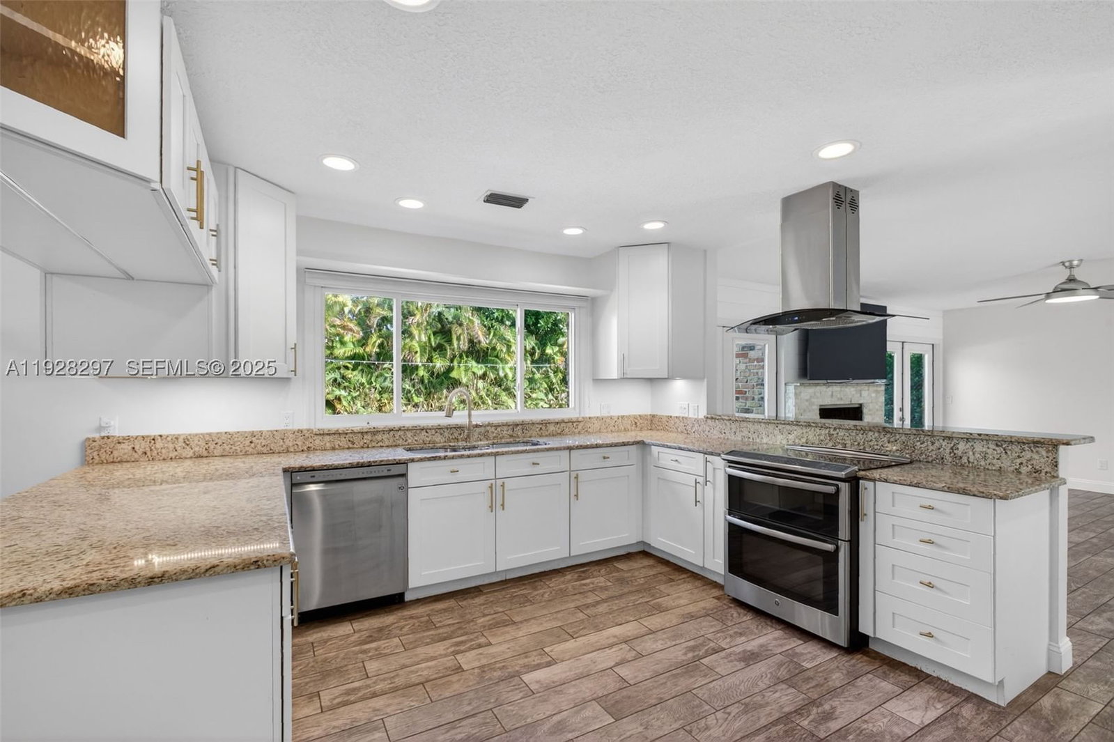 Real estate property located at 3804 Fairway E, Martin, Yacht & Country Club Of S, Stuart, FL