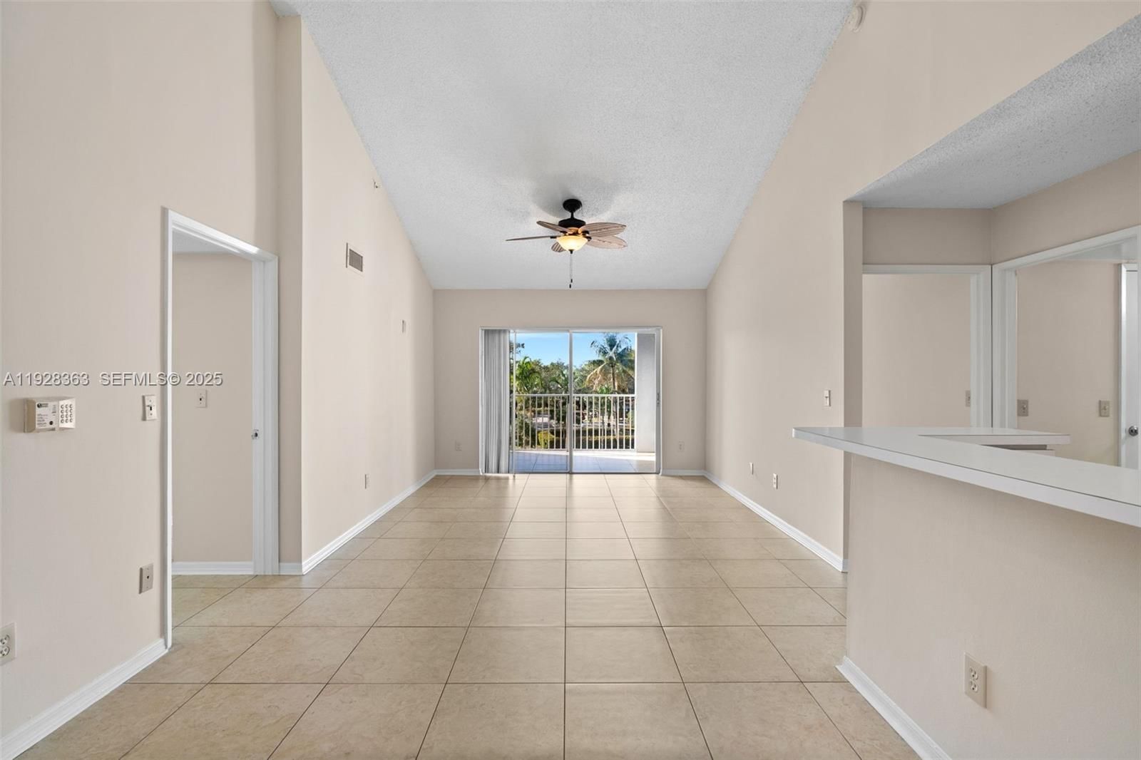 Real estate property located at 2600 University Dr #326, Broward, Royal Grand Condo, Davie, FL