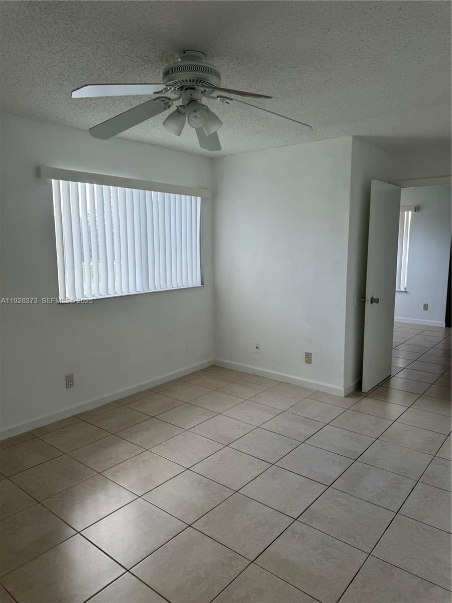 Real estate property located at 12620 Vista Isles Dr #1022, Broward, Isles At Lago Mar Condo, Sunrise, FL