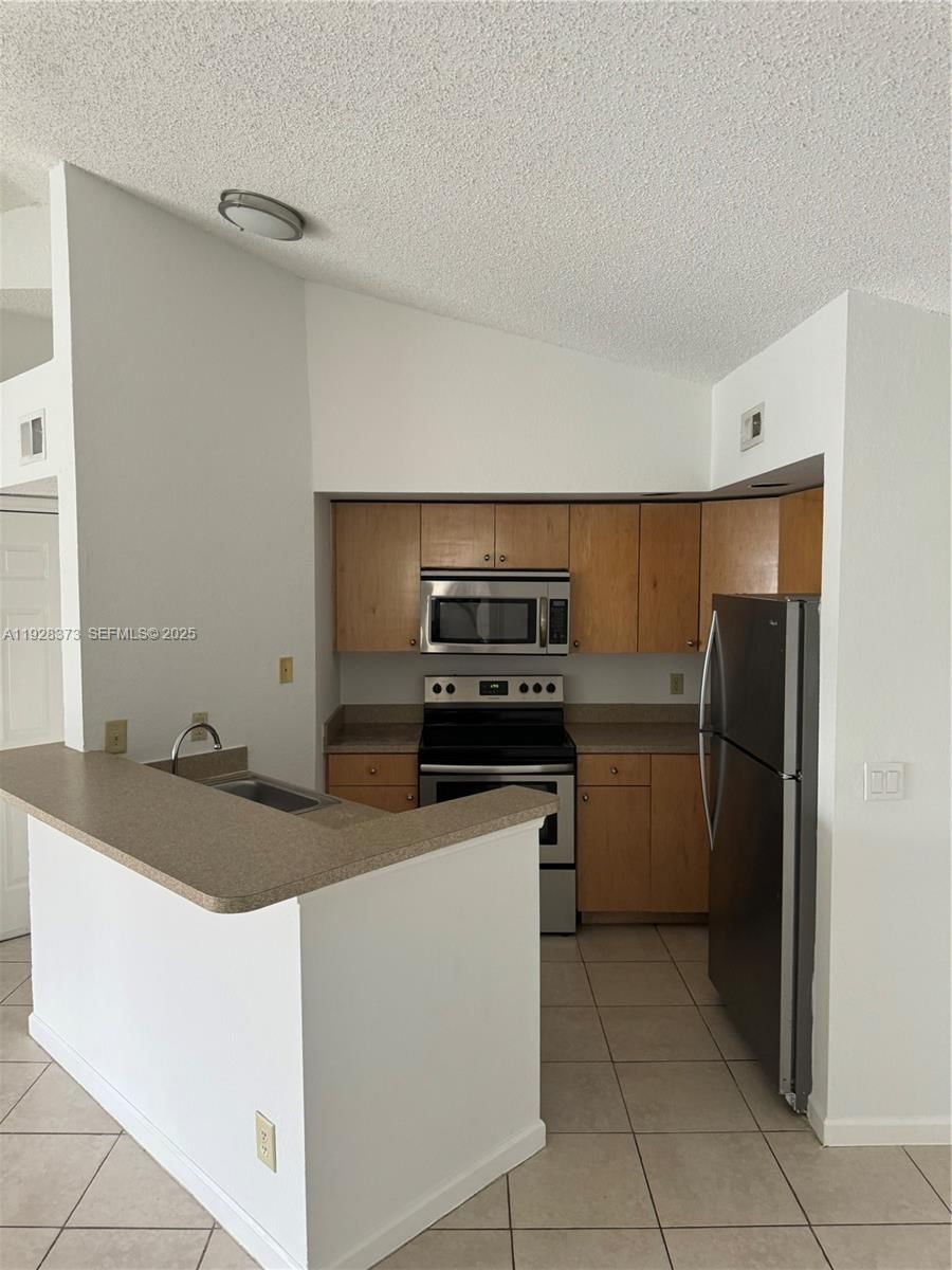 Real estate property located at 12620 Vista Isles Dr #1022, Broward, Isles At Lago Mar Condo, Sunrise, FL