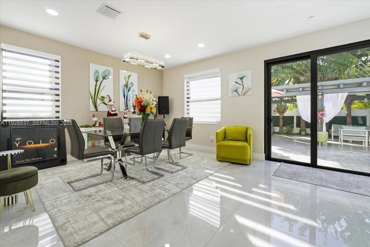 Real estate property located at 3522 86th Ter, Miami-dade, Bellagio, Hialeah, FL