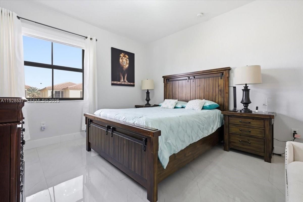Real estate property located at 3522 86th Ter, Miami-dade, Bellagio, Hialeah, FL