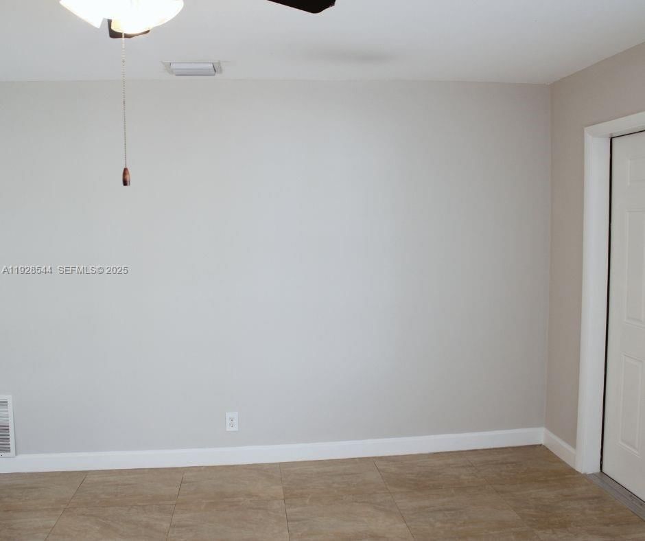 Real estate property located at 5709 64th Way, Broward, Mainlands Of Tamarac Lake, Tamarac, FL