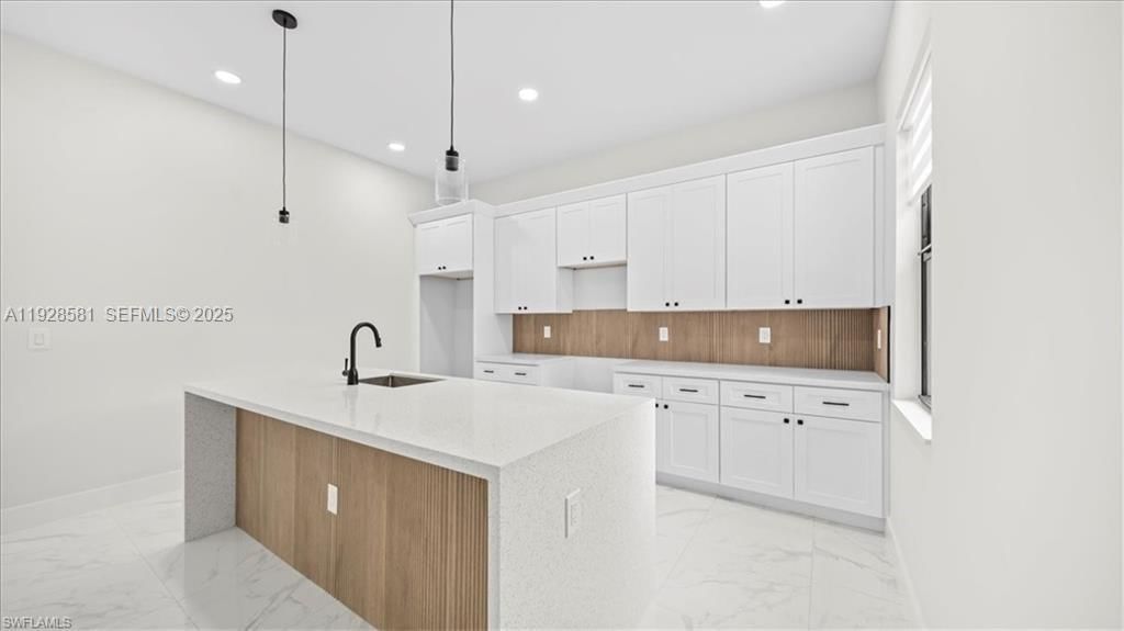 Real estate property located at 840 GUINNE LN, Lee, Lehigh Acres, Lehigh Acres, FL