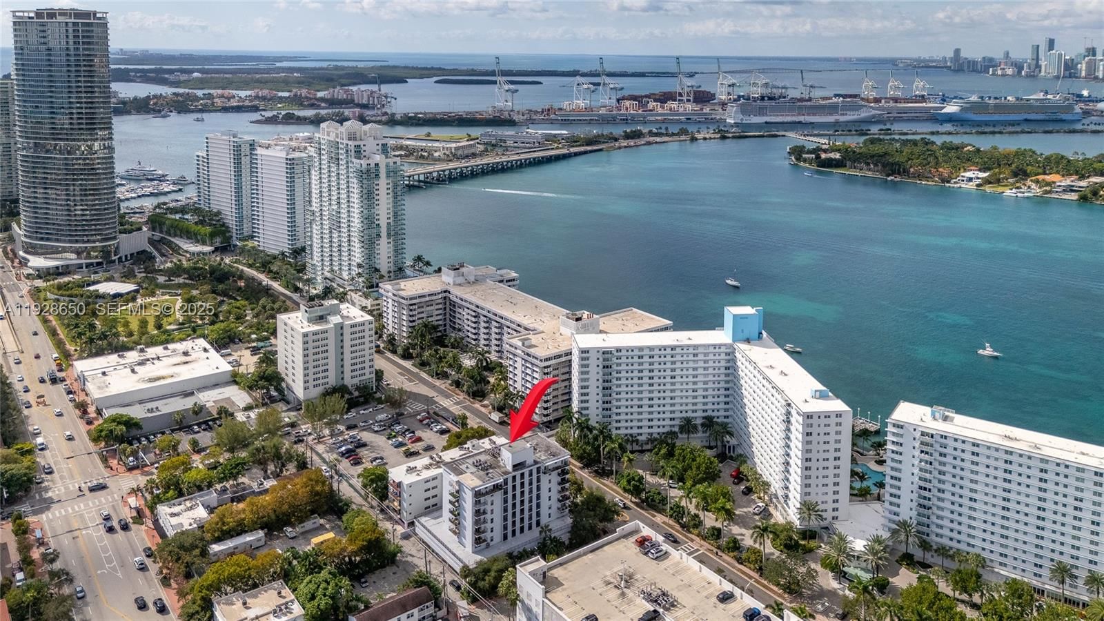 Real estate property located at 899 West Ave #7E, Miami-dade, Baycourt Towers Condo, Miami Beach, FL