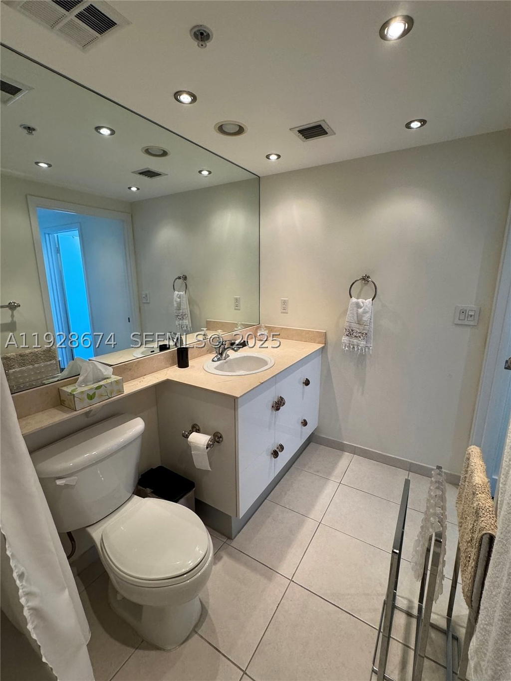 Real estate property located at 335 Biscayne Blvd #2403, Miami-dade, One Miami East Condo, Miami, FL