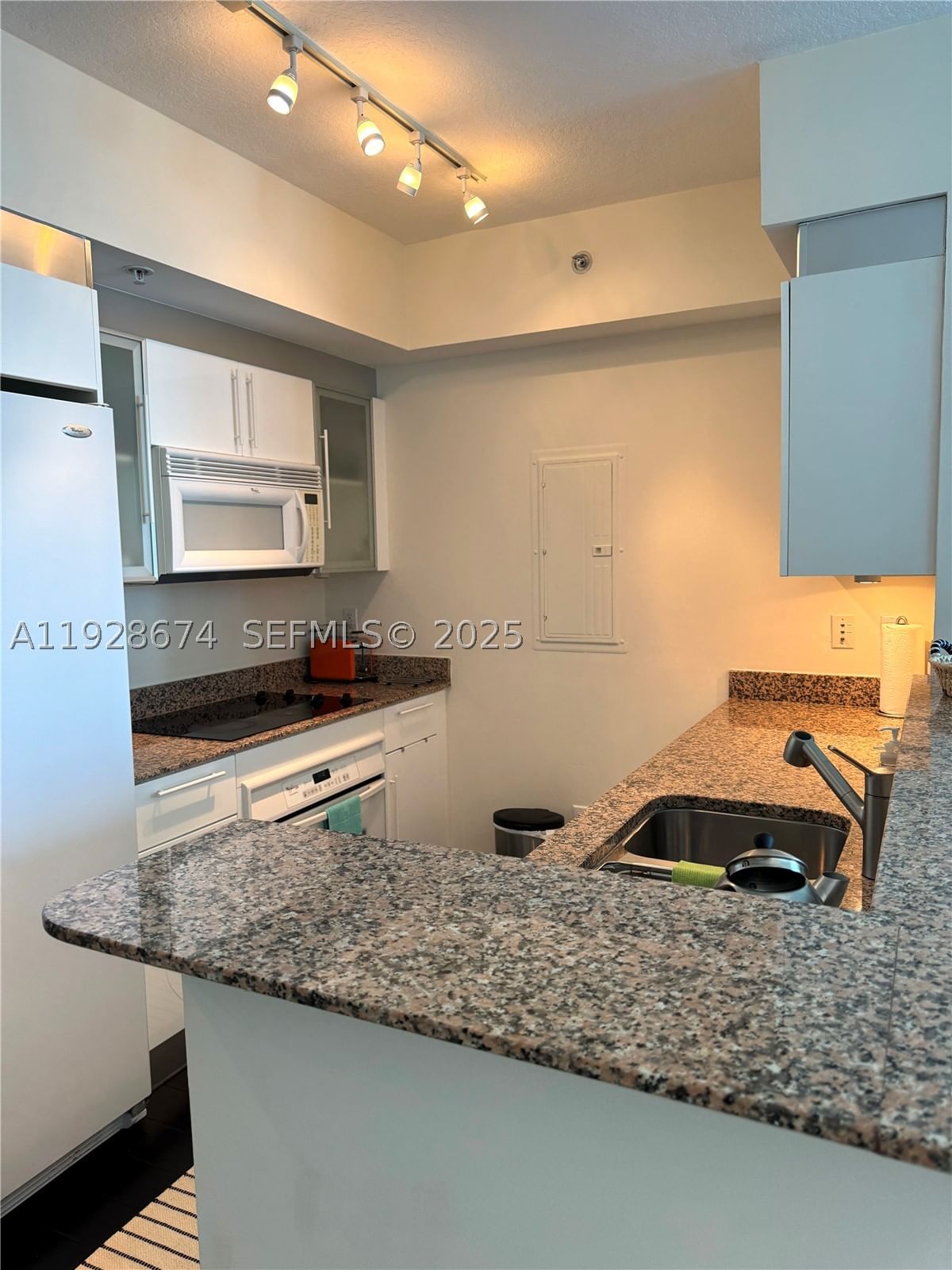 Real estate property located at 335 Biscayne Blvd #2403, Miami-dade, One Miami East Condo, Miami, FL