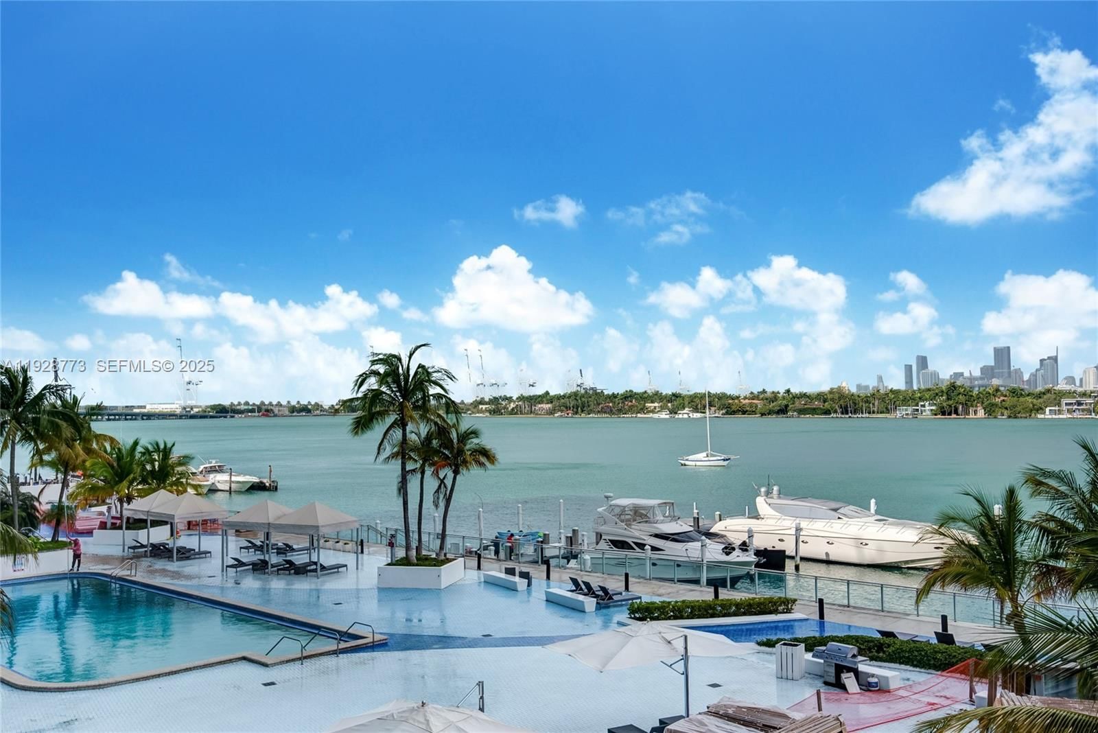 Real estate property located at 1000 West Ave #311, Miami-dade, Mirador 1000 Condo, Miami Beach, FL