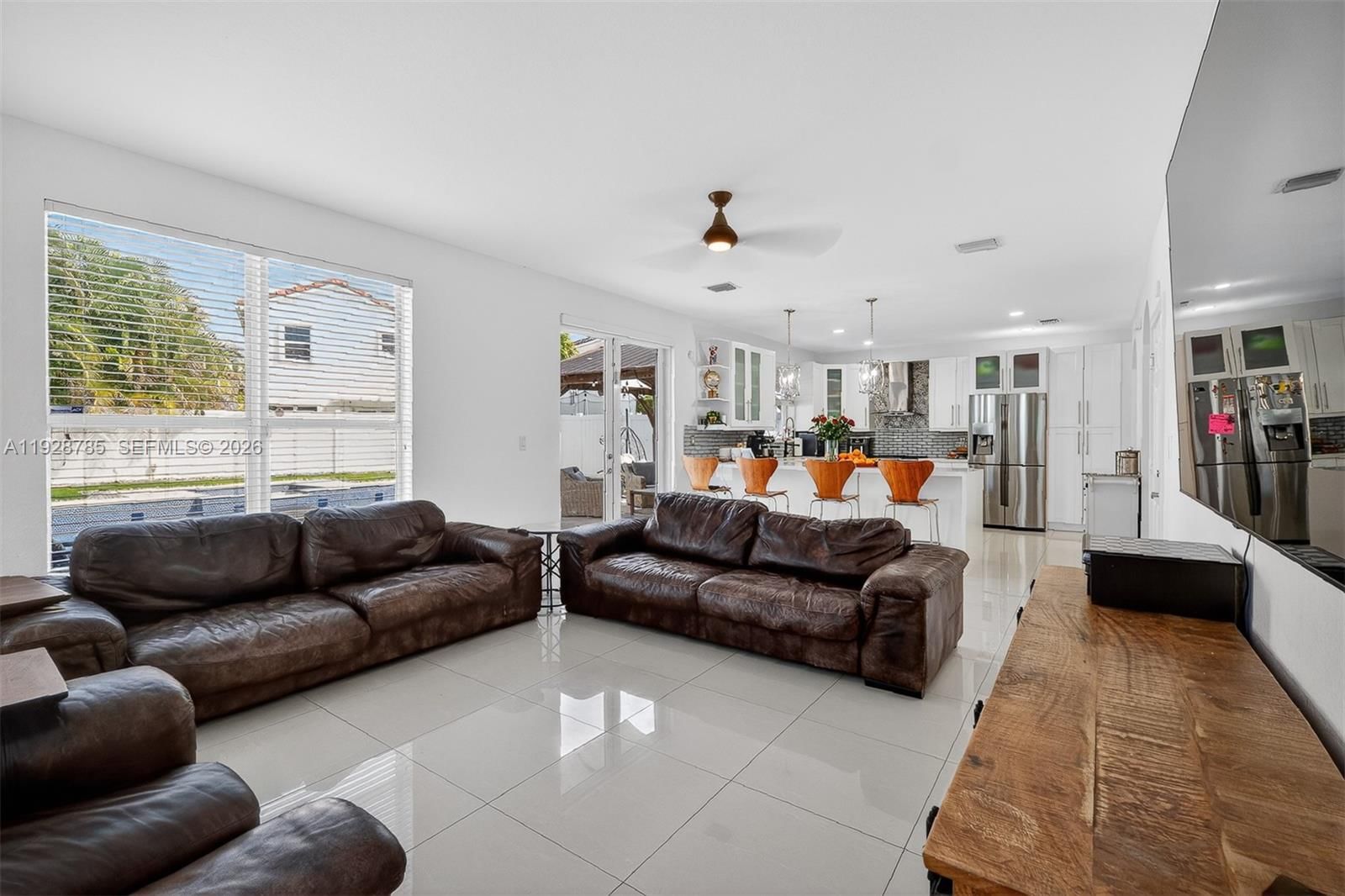 Real estate property located at 9443 170th Path, Miami-dade, Kendall Commons Residenti, Miami, FL