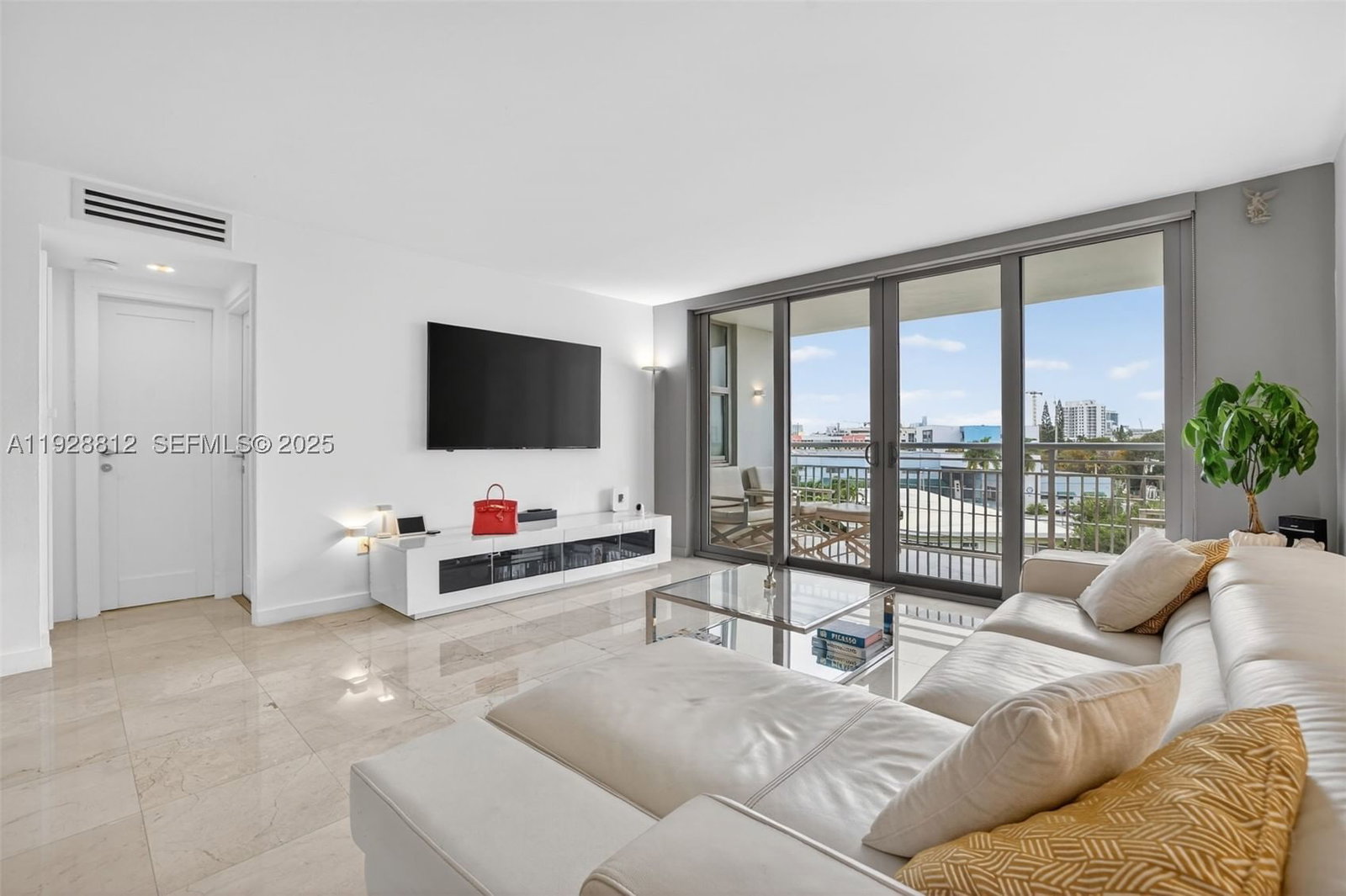 Real estate property located at 9250 Bay Harbor Dr #5D, Miami-dade, Colony Bay Harbor Apts Co, Bay Harbor Islands, FL